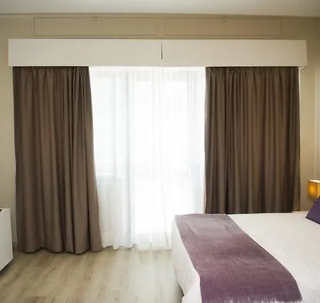 Manolia Residences *