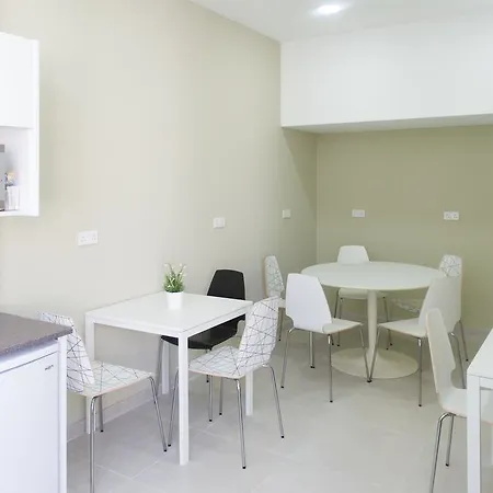 Manolia Residences