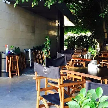 Manolia Residences דירה *